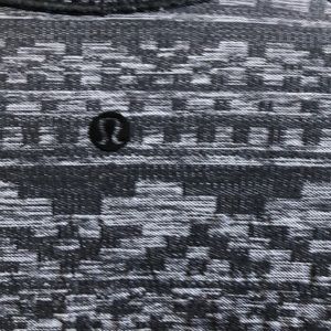lululemon athletica Tops - Lululemon black l/s texture top sz 8 60958 lululemon athletica Tops - Lululemon black l/s texture top sz 8 60958
